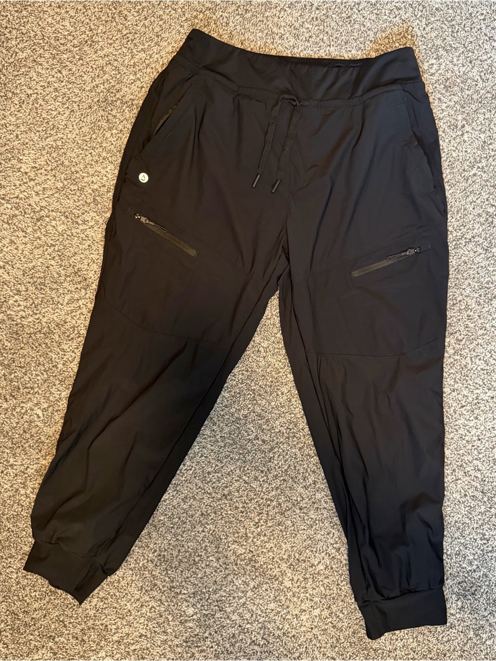 Baleaf Black Women’s Lightweight Joggers with Zip Thigh Pockets